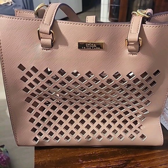 Trina Turk Pink/ Desert Rose Handbag Purse Pre-owned Very Clean - Picture 1 of 6